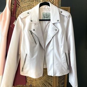 LEVIS BABY PINK LEATHER JACKET